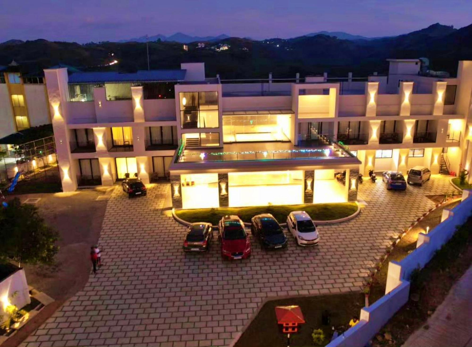 Vaga Nakshathra Suites Vagamon Ngoại thất bức ảnh